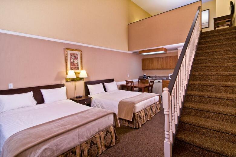 Hotel Kelowna Inn & Suites