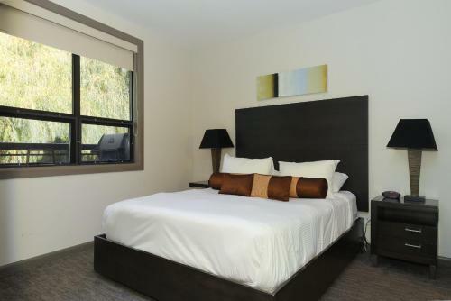 Apartamentos Playa Del Sol Resort - Vacation Rentals