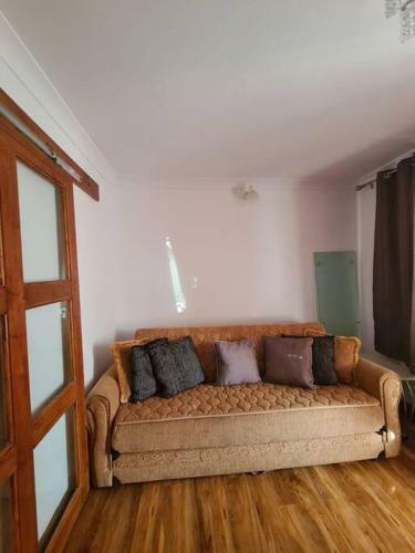 Charming Residential Home - London