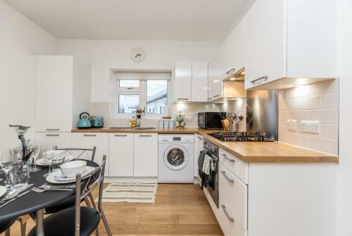 Lovely 2-bed Apartment In Dartford