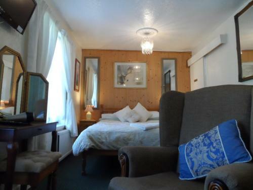 Hostal St Martins Guest House
