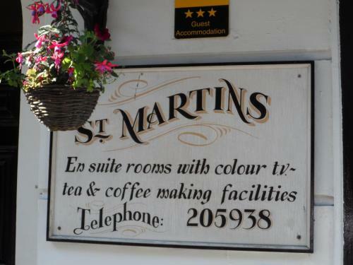 Hostal St Martins Guest House