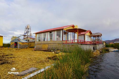 Lodge Vip Flotante
