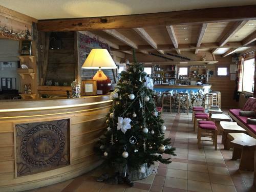 Hotel Le Caprice Des Neiges H�tels-chalets de Tradition