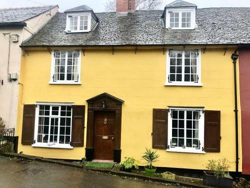 Mere Cottage