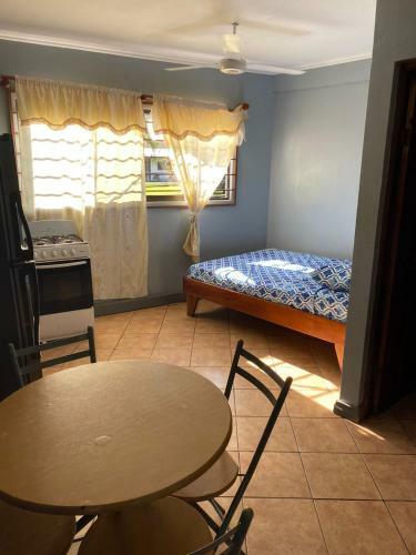 Apartamento Habitaci�n Privada Completamente Equipada Con Peque�a Terraza