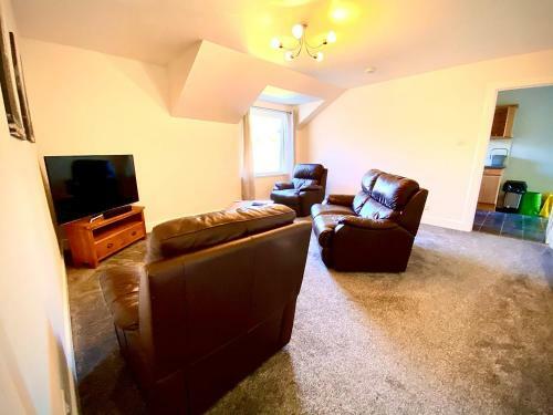 Treetops Apartment - Lesmurdie House