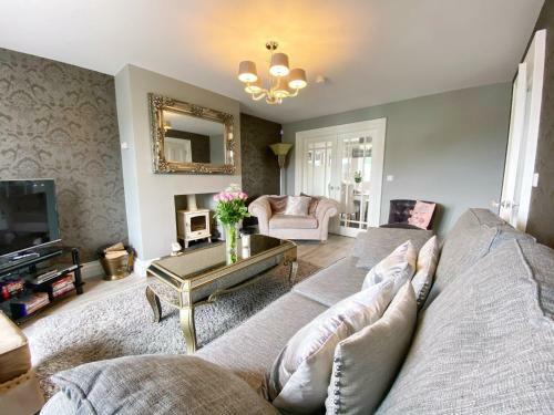 Swallow Lane, Enniskillen, Co Fermanagh, 5* Chic