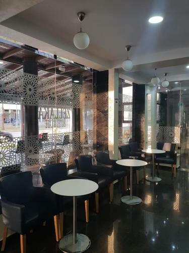 Hotel Zellaka H�tel & Caf�