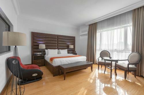 Johnwood Hotel By Bolton
