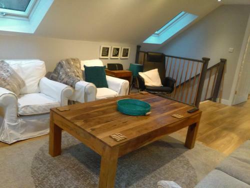 Lowood Cottage