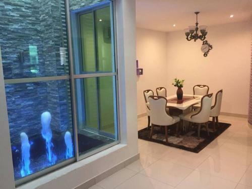 Villa Harmony Home 1 (A Simple Touch Of Luxury)