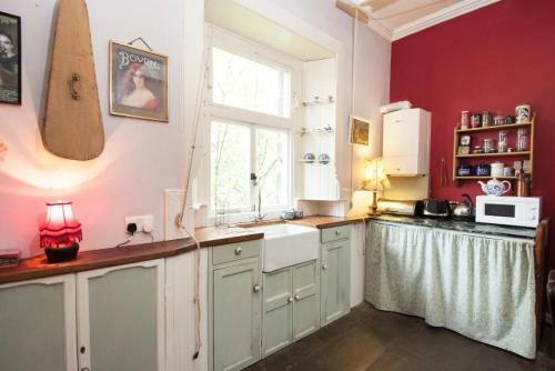 Central Edinburgh Apartment