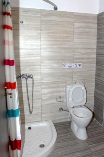 Amoudi Studios Apartments Hotel