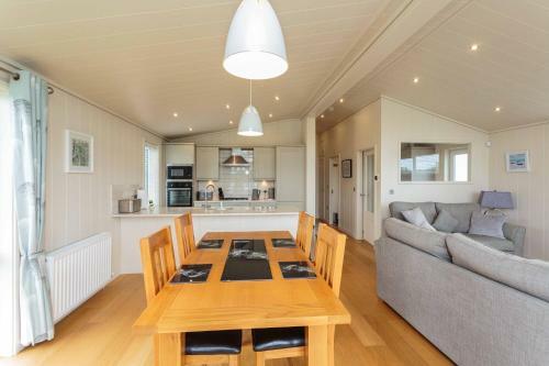 Haven Lakeside View Super Lodge,nr Cartmel Racecourse