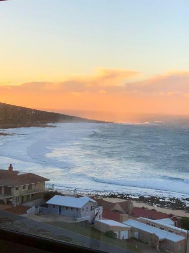 Hostal Captain Sunshine Guest House