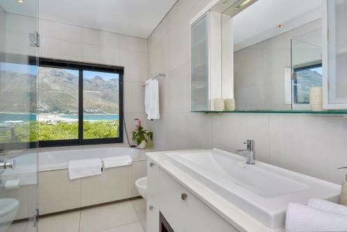 Villa Rhulani - Luxurious Modern Villa In Hout Bay