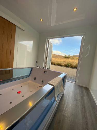 Apartamento Highland Stays - Ben View Room & Jacuzzi Bath