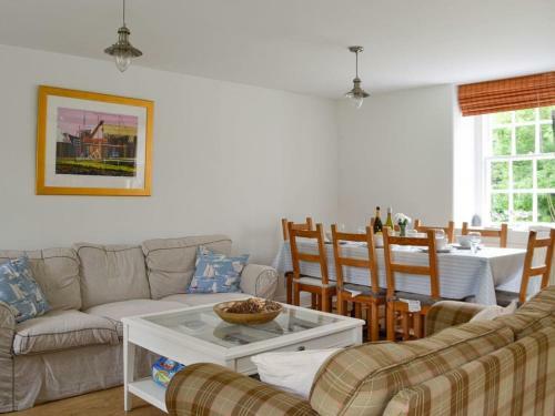 Orchard Cottage - Uk12525