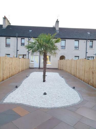 Apartamento Glasgow Comfortable And Modern 3 Bedroom Mid Terraced Villa