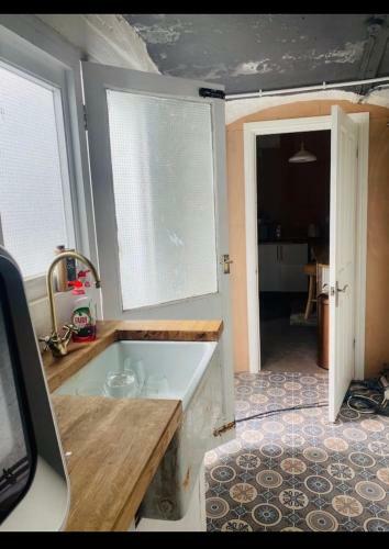 Apartamento Hot Tub & Cinema Screen On Seafront