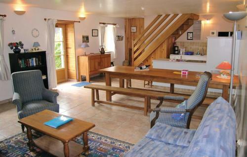 Holiday Home Kervenic Izel