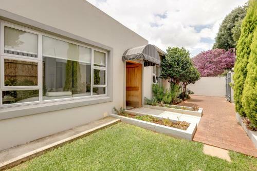Apartamento Private Unit 4 With Shared Bathroom And Garden View