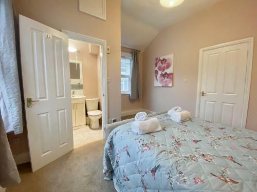 Pass The Keys Beautifully Decorated Bright And Cosy Cottage