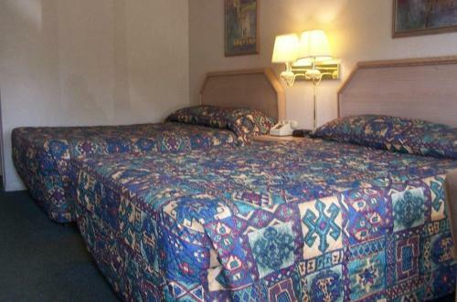 Motel Celebration Inn