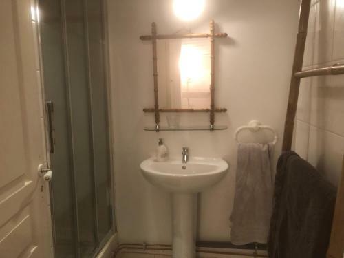 Bed & Breakfast Le Ch�teau de Bressey & Son Orangerie