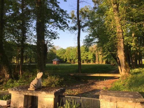 Bed & Breakfast Le Ch�teau de Bressey & Son Orangerie