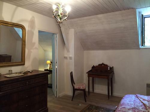 Bed & Breakfast Le Ch�teau de Bressey & Son Orangerie
