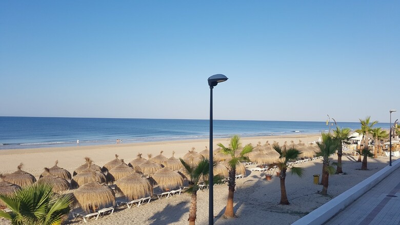On Hotels Ocean Front (Only Adults)