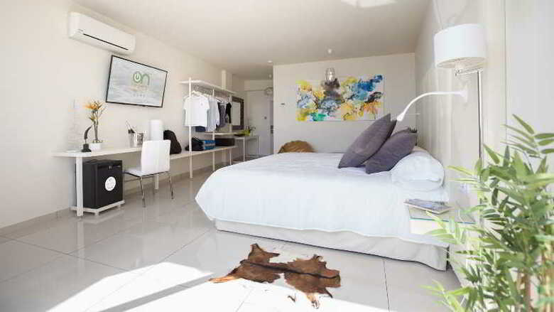 On Hotels Ocean Front (Only Adults)