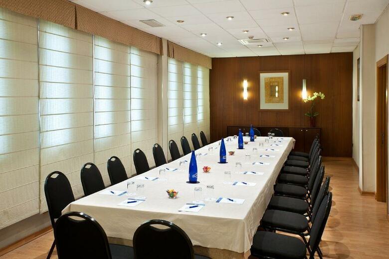 Hotel NH Luz Huelva