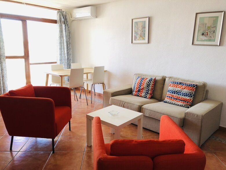 Apartamentos La Nogalera