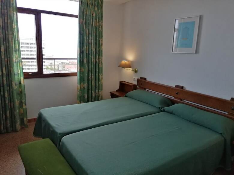 Apartamentos La Nogalera