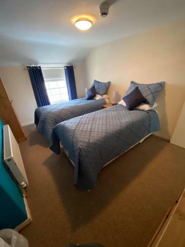Hotel Old New Inn, Llanfyllin