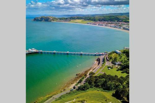 Beautiful Townhouse On The Great Orme, Llandudno Pet Friendly