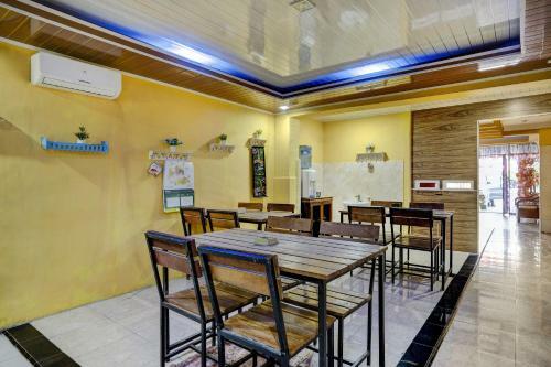 Hotel Oyo 2972 Wisma Sartika