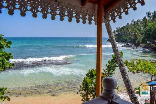 Hostal Coral Beach Hotel