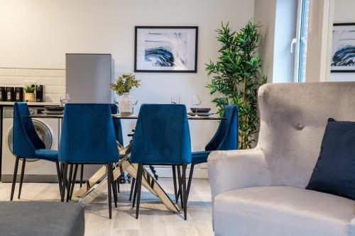 Apartamento Gorgeous 2 Bed Apt - Waterfront, Parking & Balcony - Sleeps 6!