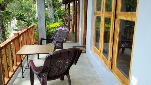 Bed & Breakfast Raveena Guest House