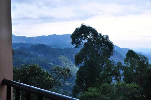 Hotel Sky Green Resort