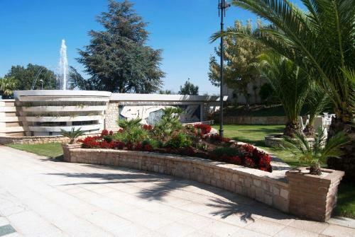 Il Portico Hotel & Resort