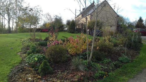Bed & Breakfast Au Jardin Des Violettes