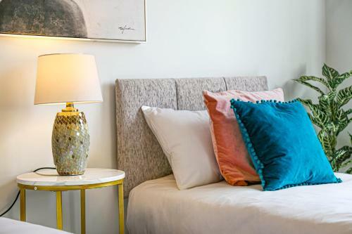 Executive Monkston Apartment By Crew Homes