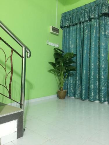 Hostal Famili Homestay