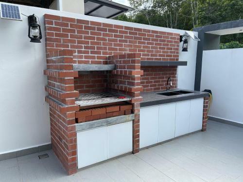 A Spacious 7br Home With Private Swimming Pool In Langkawi