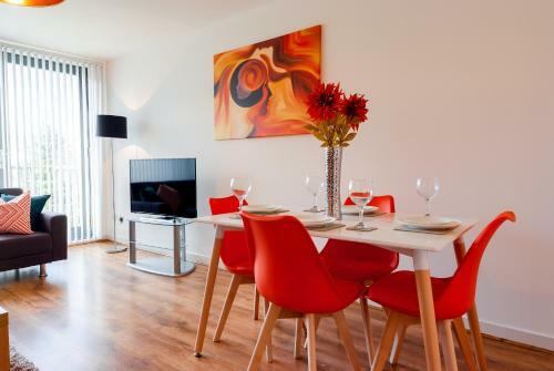 Byevo Glasgow Airport Apartment 5